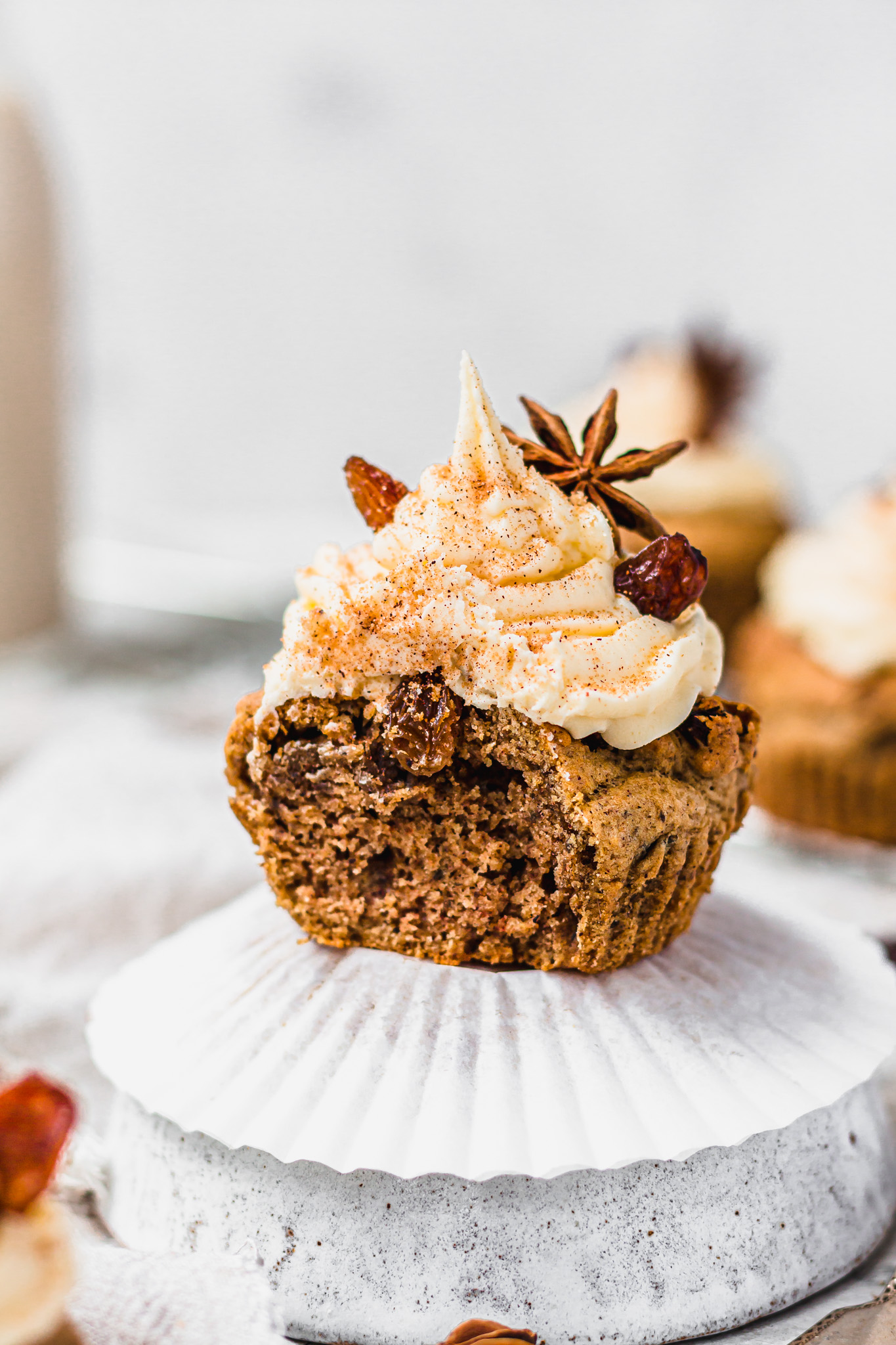 Dirty Chai Raisin Cupcakes with Vanilla Frosting