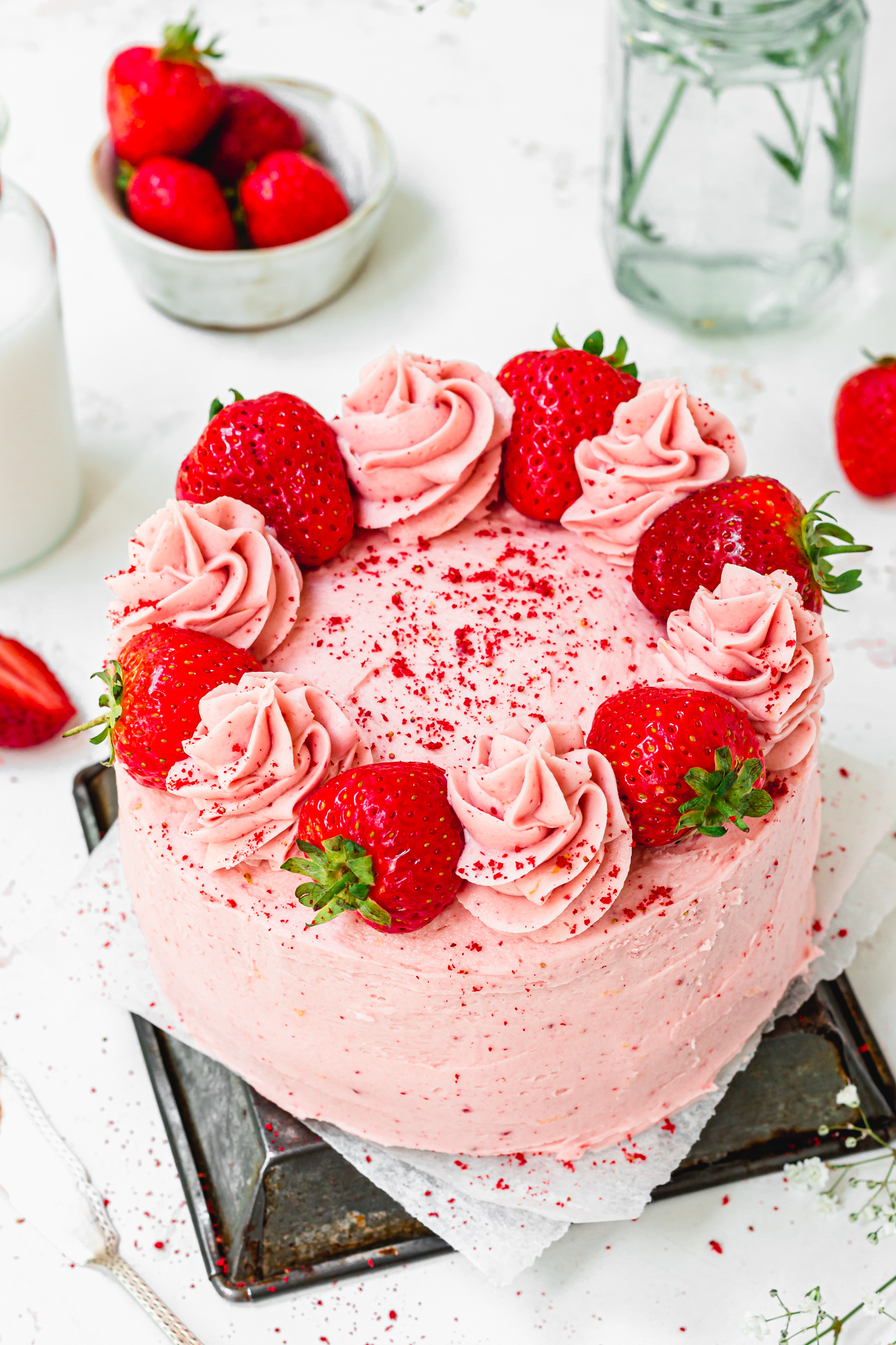 Vegan Strawberry Lemonade Cake
