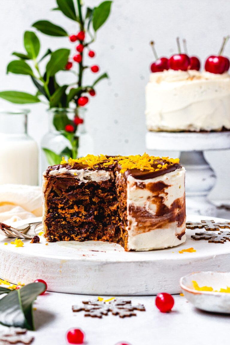 Easy Vegan Christmas Cake 3 Ways (Gluten-Free Option) - Nourishing Amy