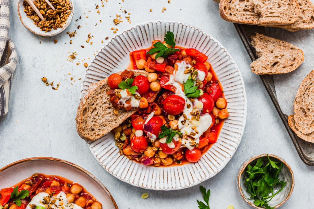 Red Pepper and Sun-Dried Tomato Chickpea Shakshuka landscape image