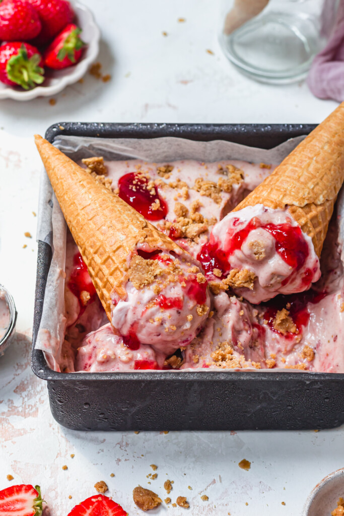 Two cones of Strawberry Shortcake Ice Cream (No-Churn)