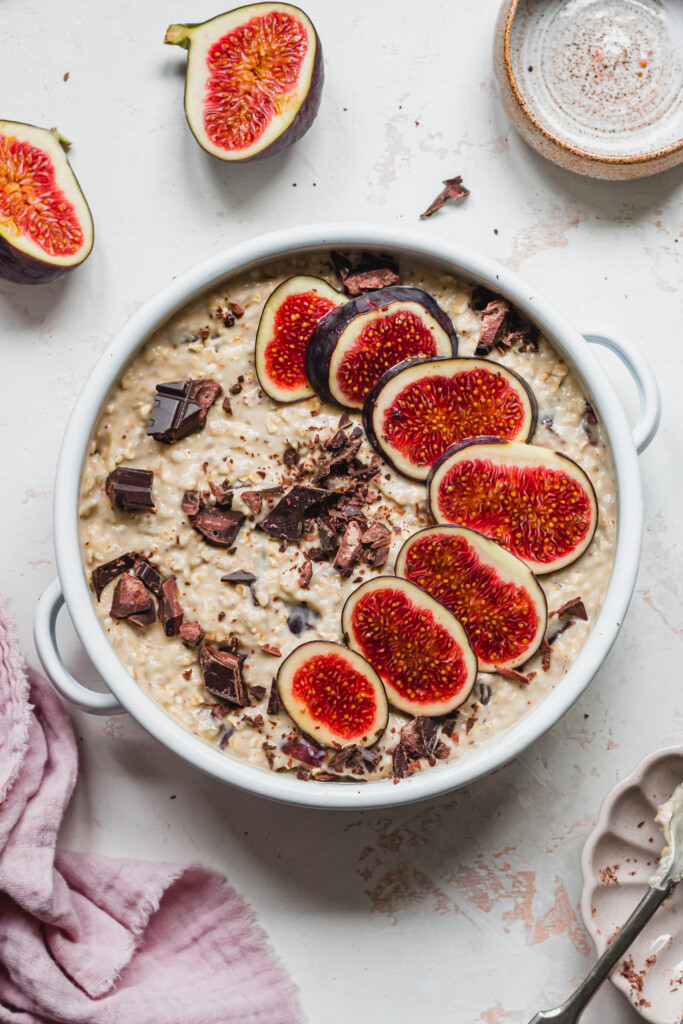 Unbaked Chocolate and Fig Baked Oats in a dish