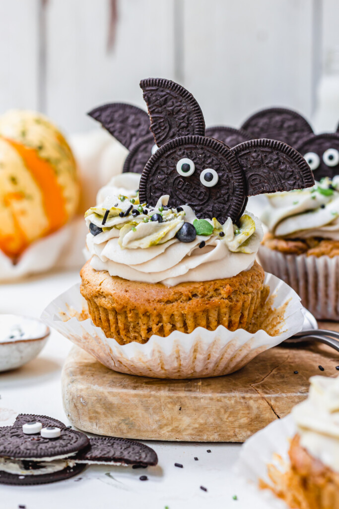 Matcha White Chocolate Halloween Cupcakes with Oreo Bat Cookies