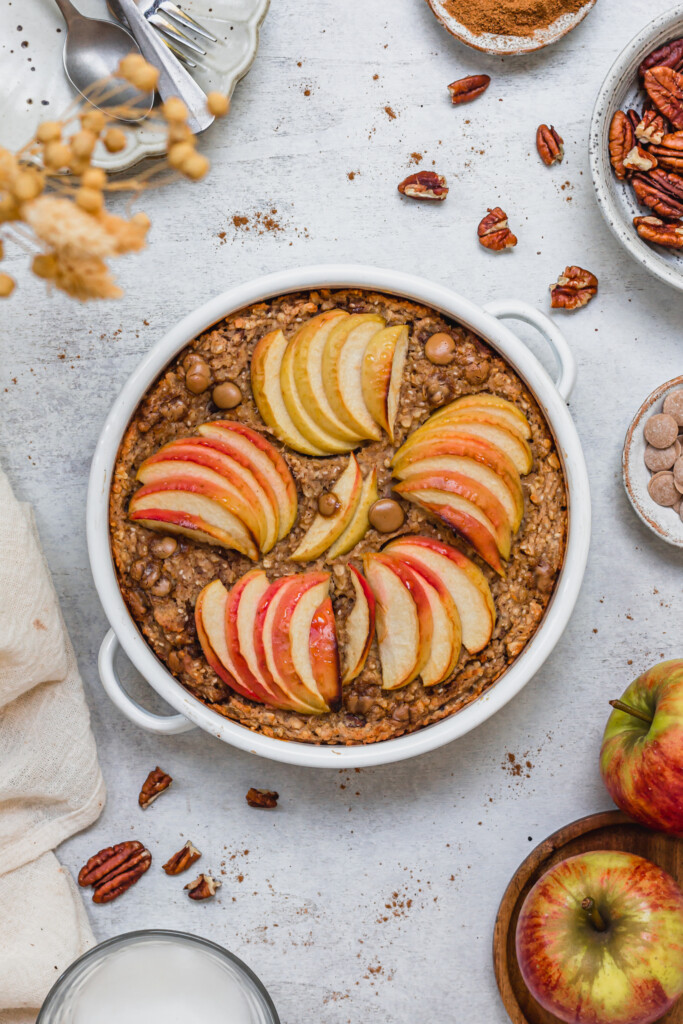 A dish of Toffee Apple Pecan Baked Oats