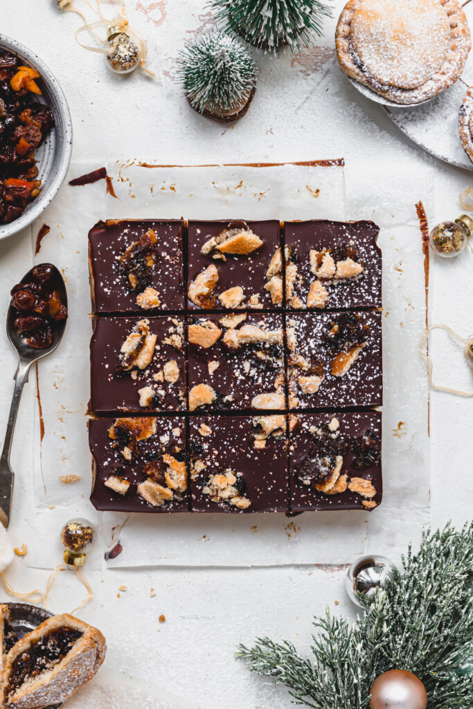 9 squares of Mince Pie Caramel Bars together