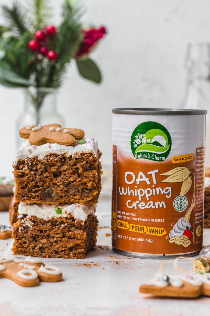 Oat Whipping Cream with slices of gingerbread cake