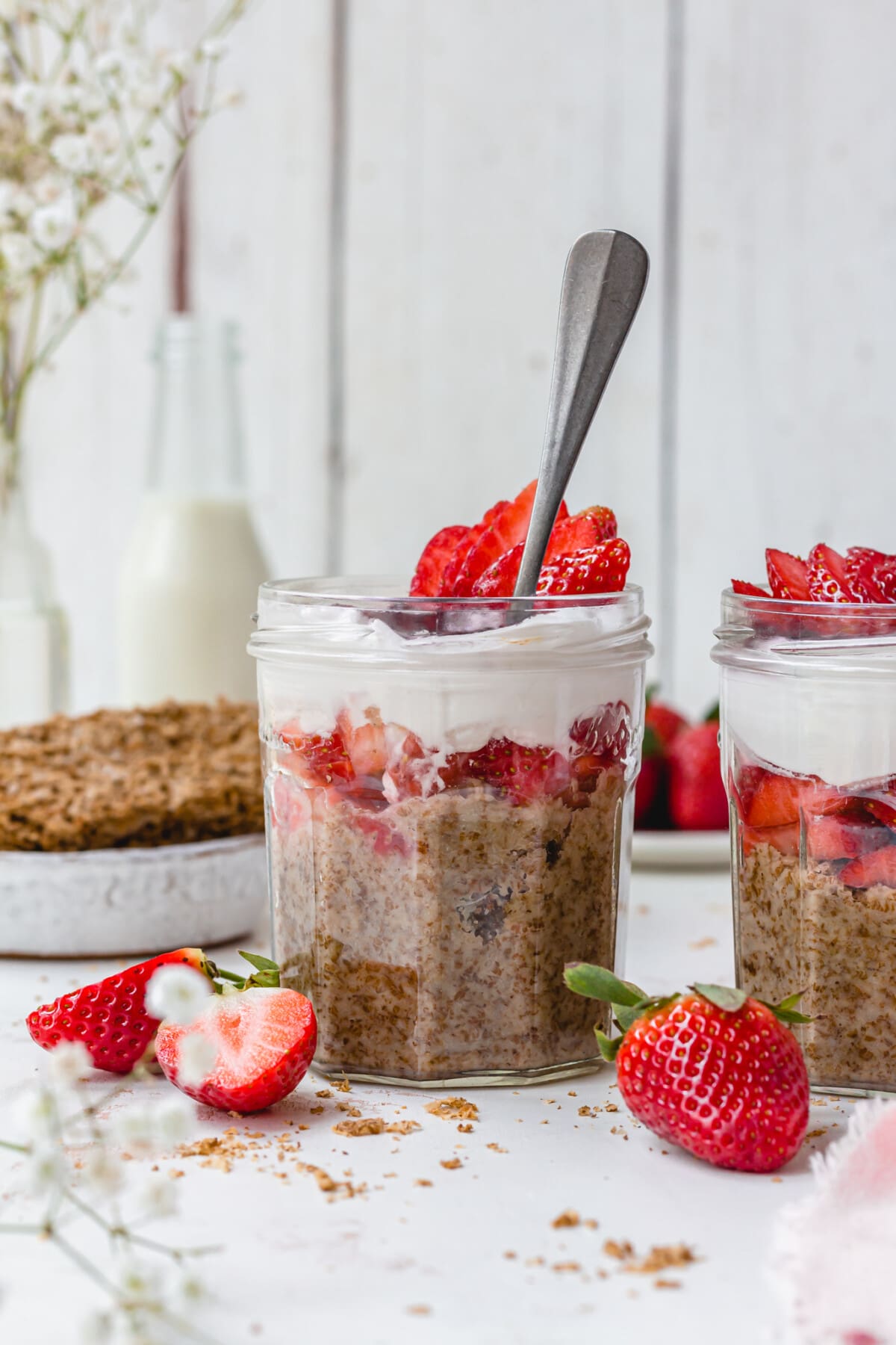 Strawberry Overnight Weetabix Vegan GF Nourishing Amy strawberry-overnight-weetabix-vegan-gf-nourishing-amy