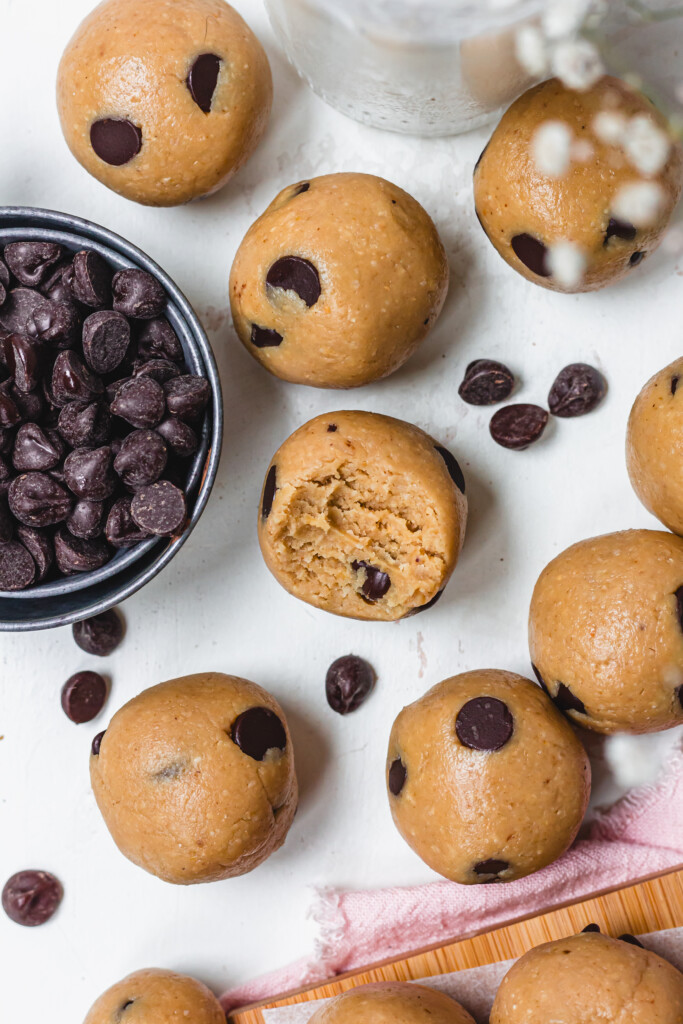 Healthy Chocolate Chip Cookie Dough Balls with one bitten