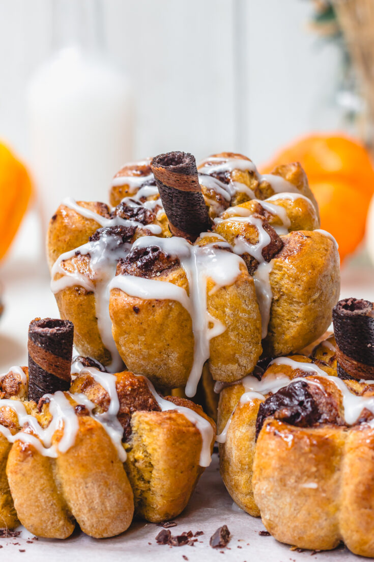 Pumpkin Spice Cinnamon Rolls with Maple Icing - Sarah's Day Off