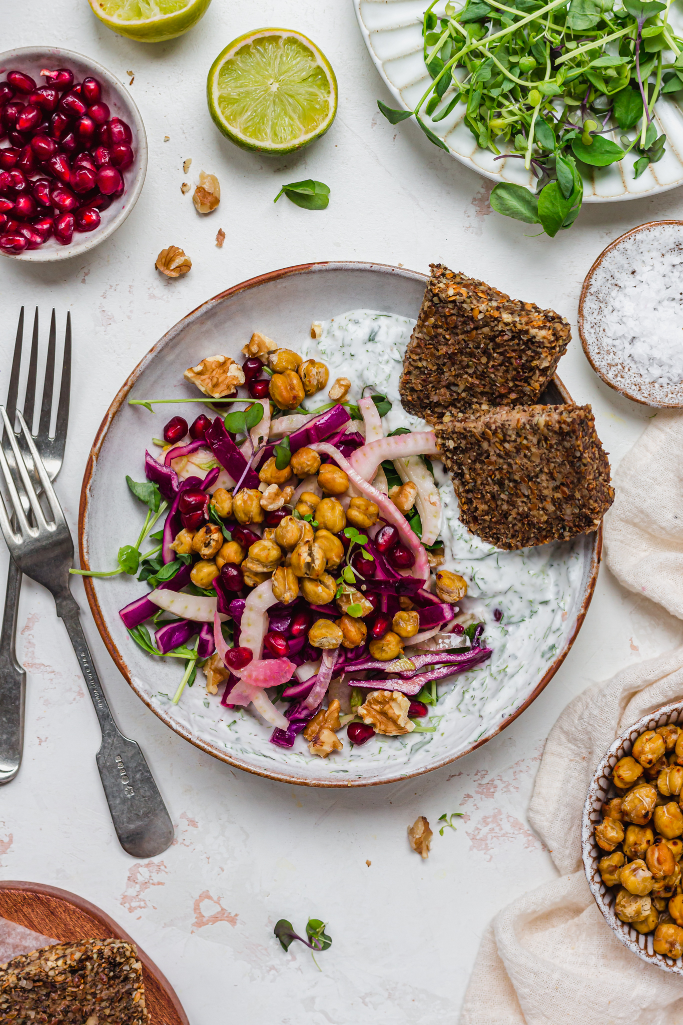 Fennel Slaw and Chickpea Yoghurt Bowl with bread
