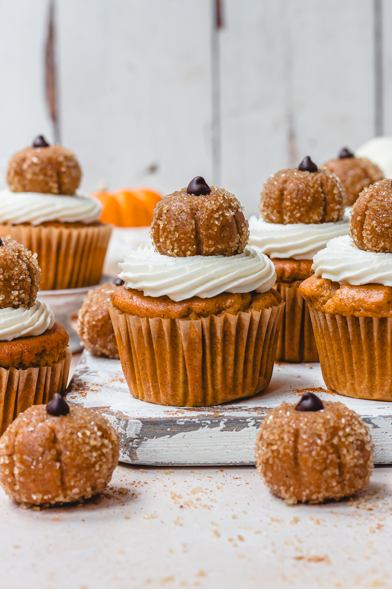 A few Pumpkin Cheesecake Cupcakes